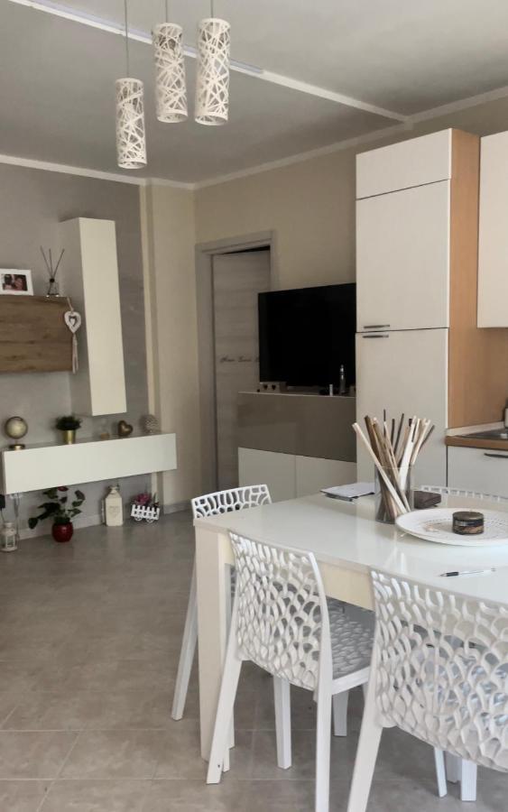 Apartamento A Due Passi Dal Centro Rávena Exterior foto