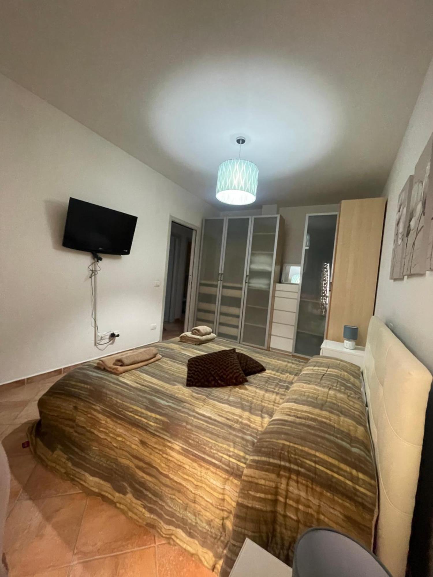 Apartamento A Due Passi Dal Centro Rávena Exterior foto